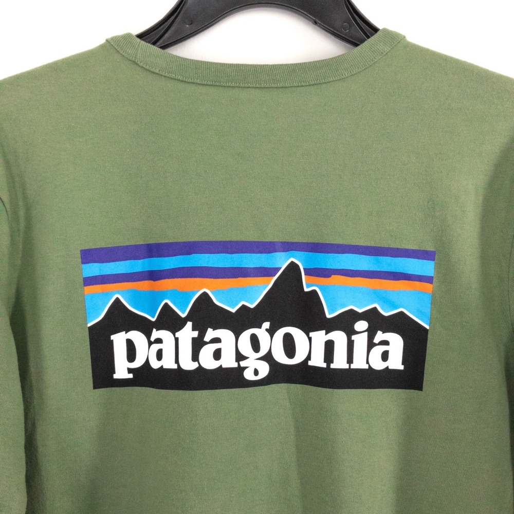 Patagonia Responsibili Tee Long Sleeve Shirt Men's Small Green Logo Graphic Back